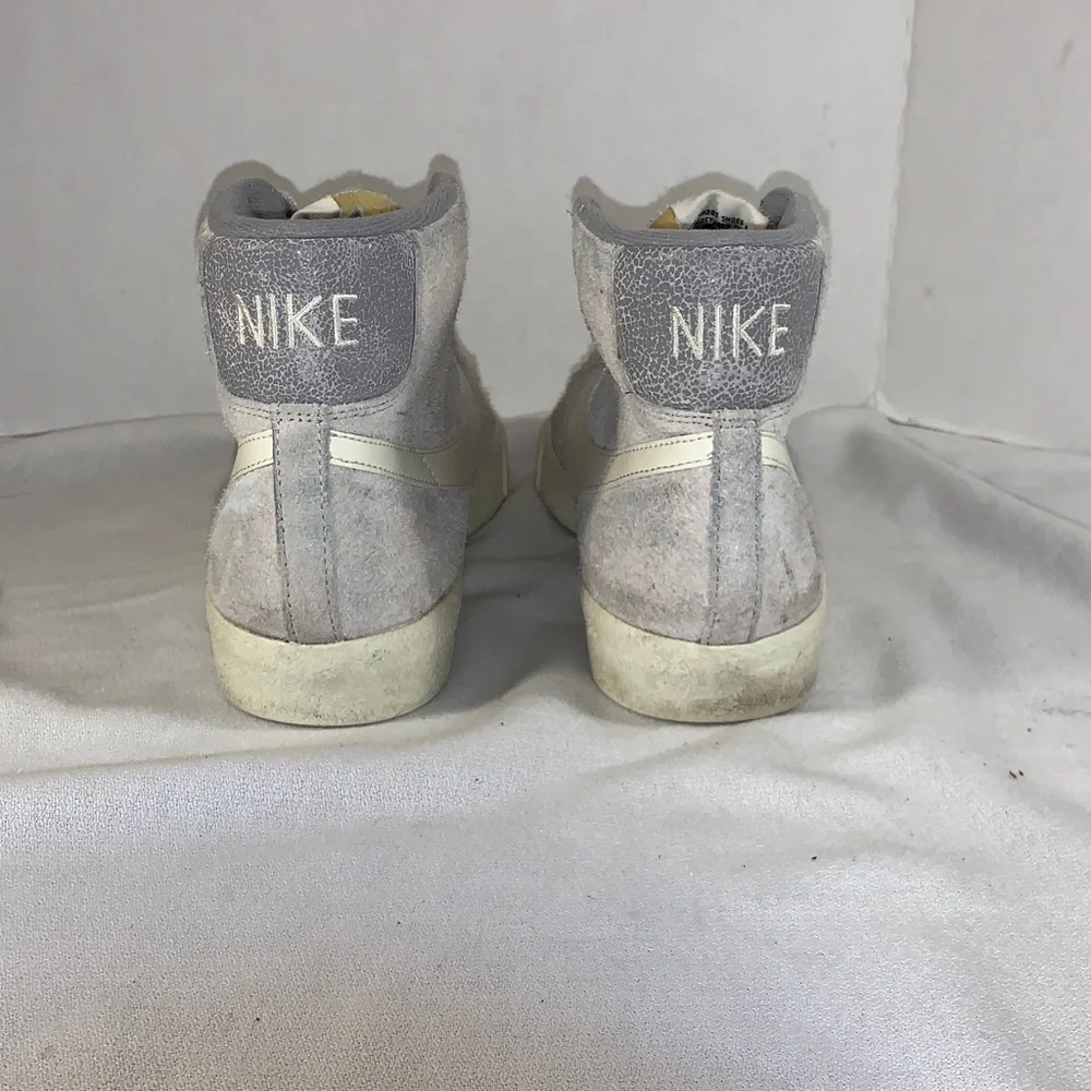 Nike Men's Blazer Mid ‘77 Premium ‘Medium Grey’ Sneakers